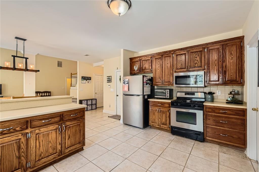 595 Mcgarity Drive, Mcdonough, Georgia image 9