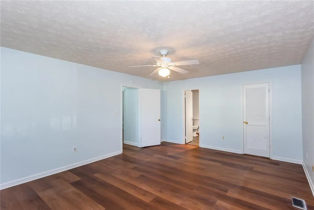 Covington, Georgia 30016, United States, 3 Bedrooms Bedrooms, ,2 BathroomsBathrooms,Residential,Active,215583