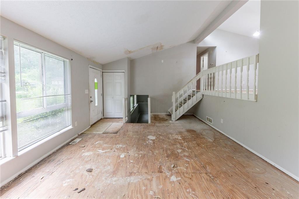 1060 S Millard Way, Stone Mountain, Georgia image 6