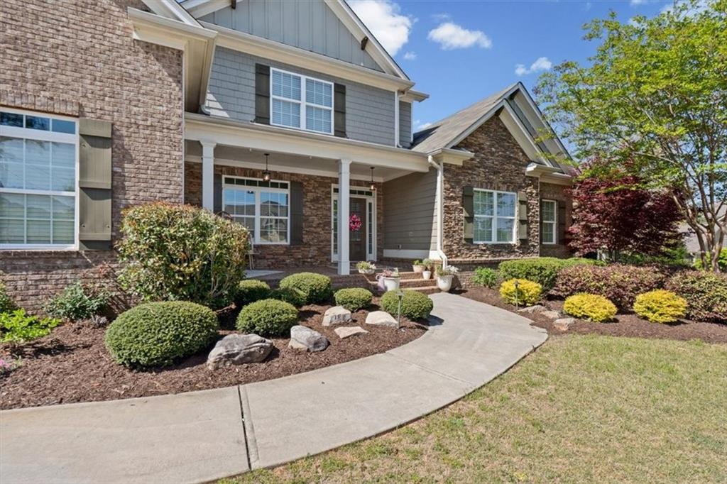 802 Double Branches Lane
