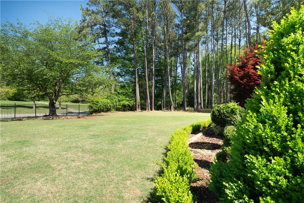 84 NW Gloster Road, Lawrenceville, Georgia image 2