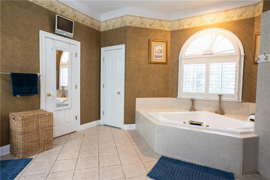84 NW Gloster Road, Lawrenceville, Georgia image 24