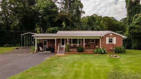 A home in Ellijay