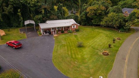 A home in Ellijay