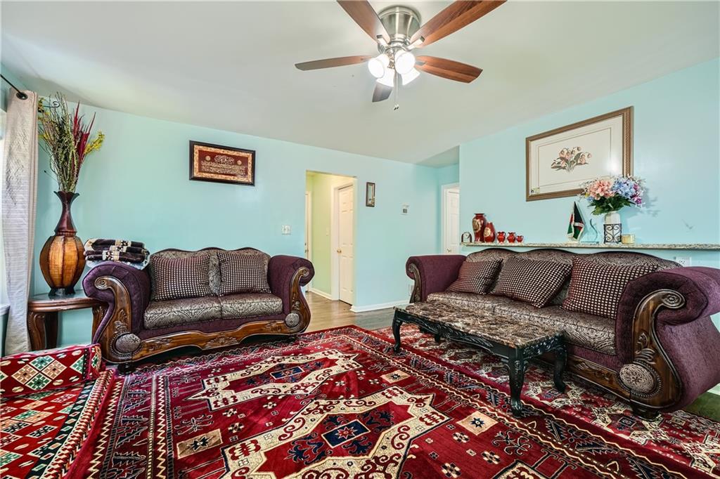 3812 Maclaren Drive, Clarkston, Georgia image 11