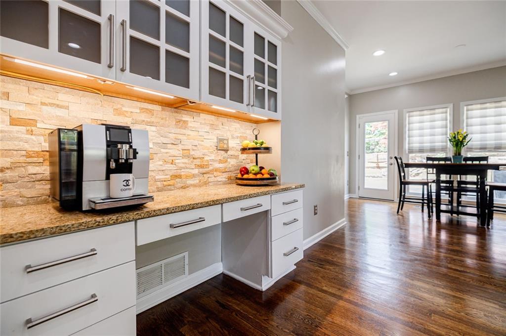 717 Robinson Farms Drive, Marietta, Georgia image 17