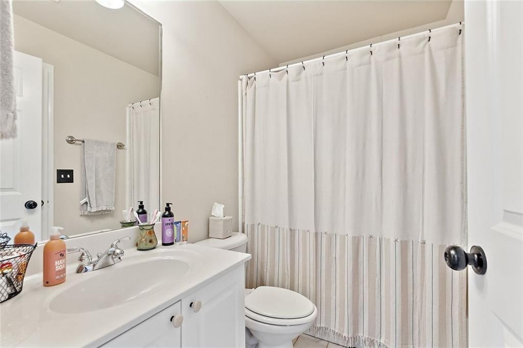 GLEN BROOKE - Residential