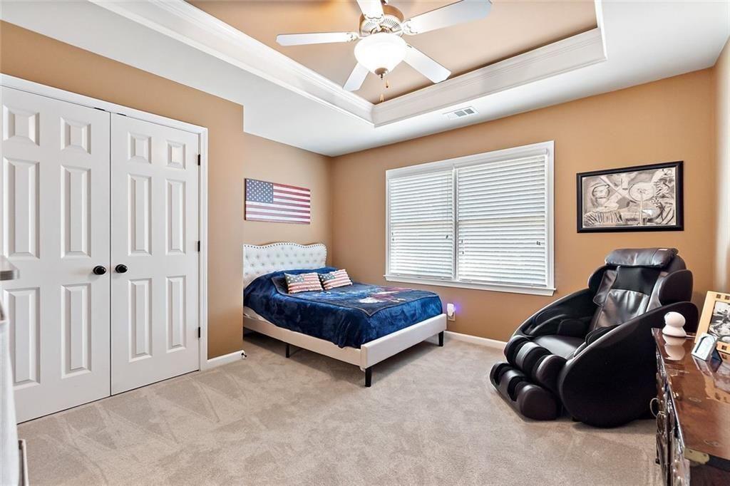 GLEN BROOKE - Residential