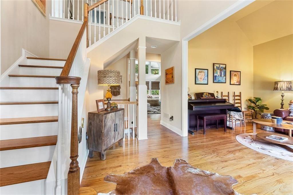 GLEN BROOKE - Residential