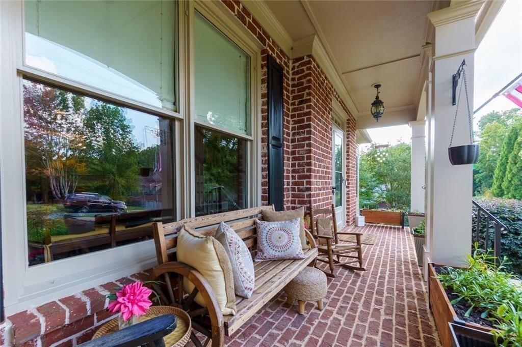 GLEN BROOKE - Residential