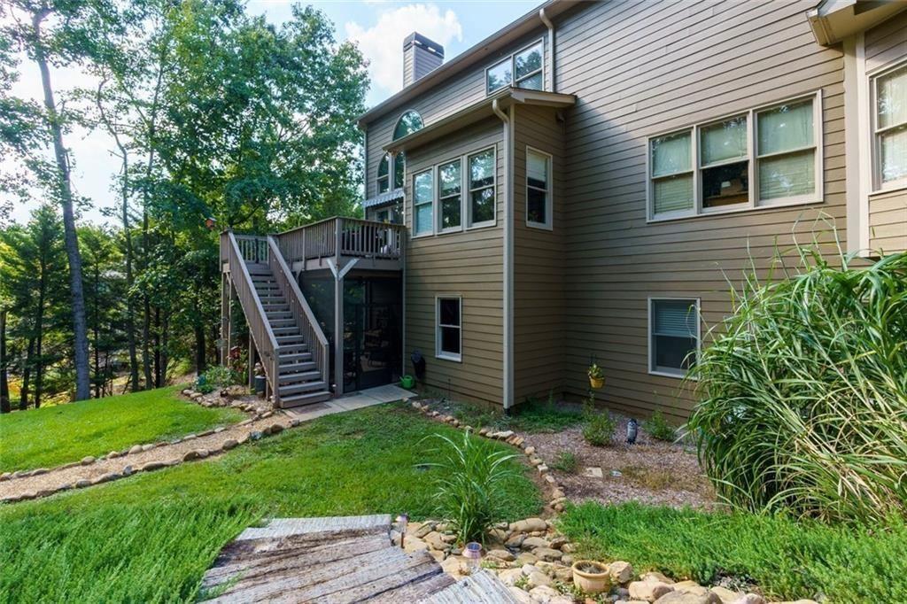 GLEN BROOKE - Residential