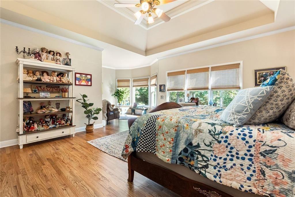 GLEN BROOKE - Residential