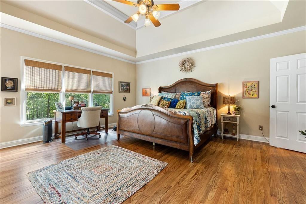 GLEN BROOKE - Residential