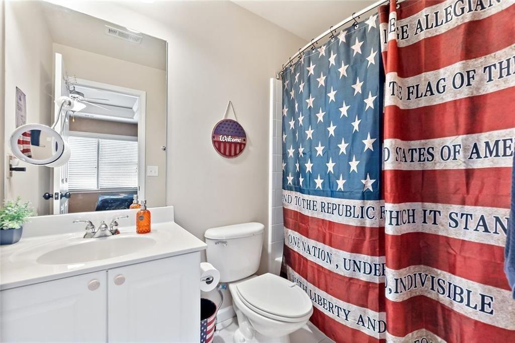 GLEN BROOKE - Residential