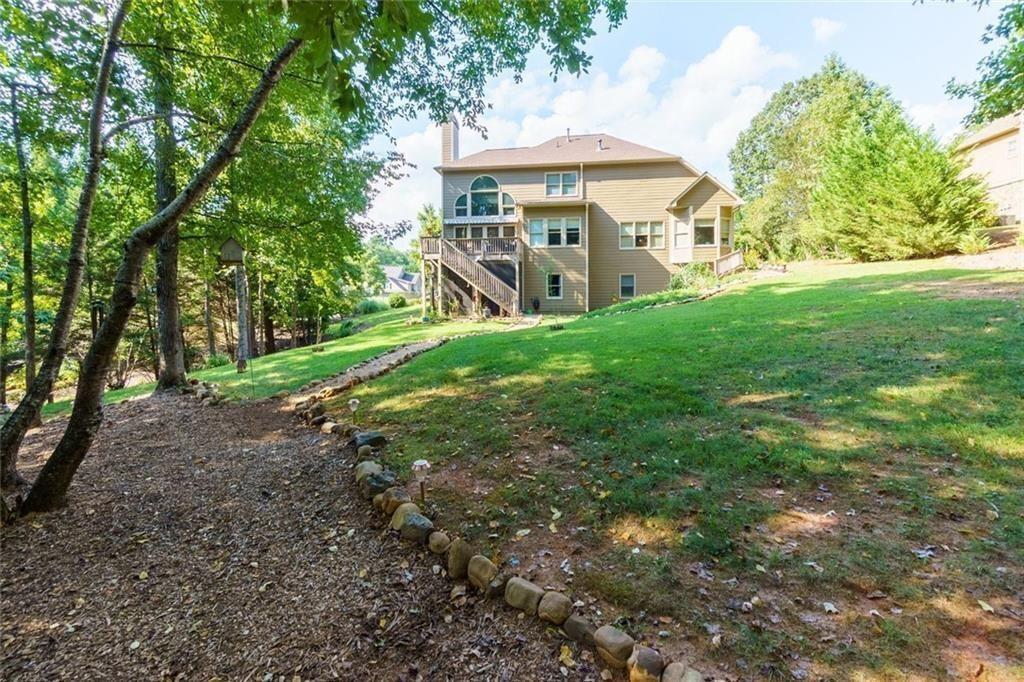 GLEN BROOKE - Residential