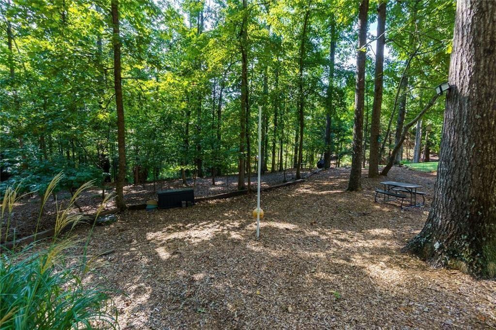 GLEN BROOKE - Residential