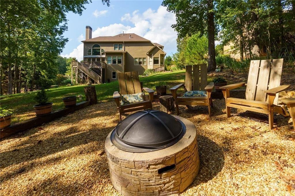 GLEN BROOKE - Residential