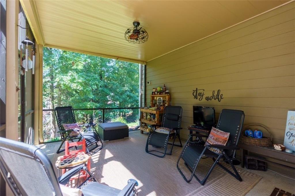 GLEN BROOKE - Residential