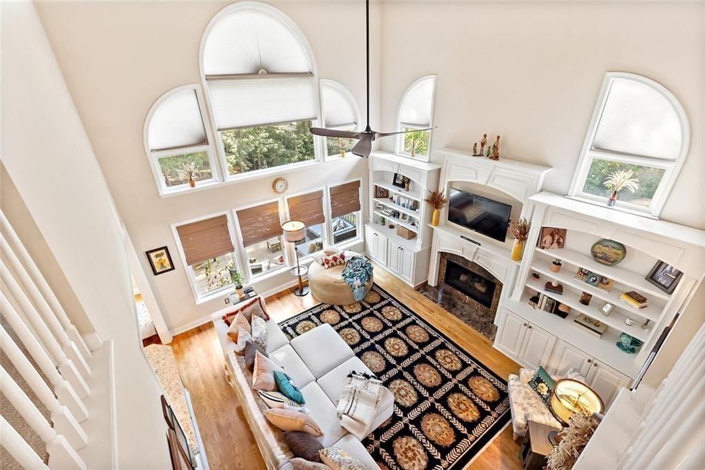 GLEN BROOKE - Residential