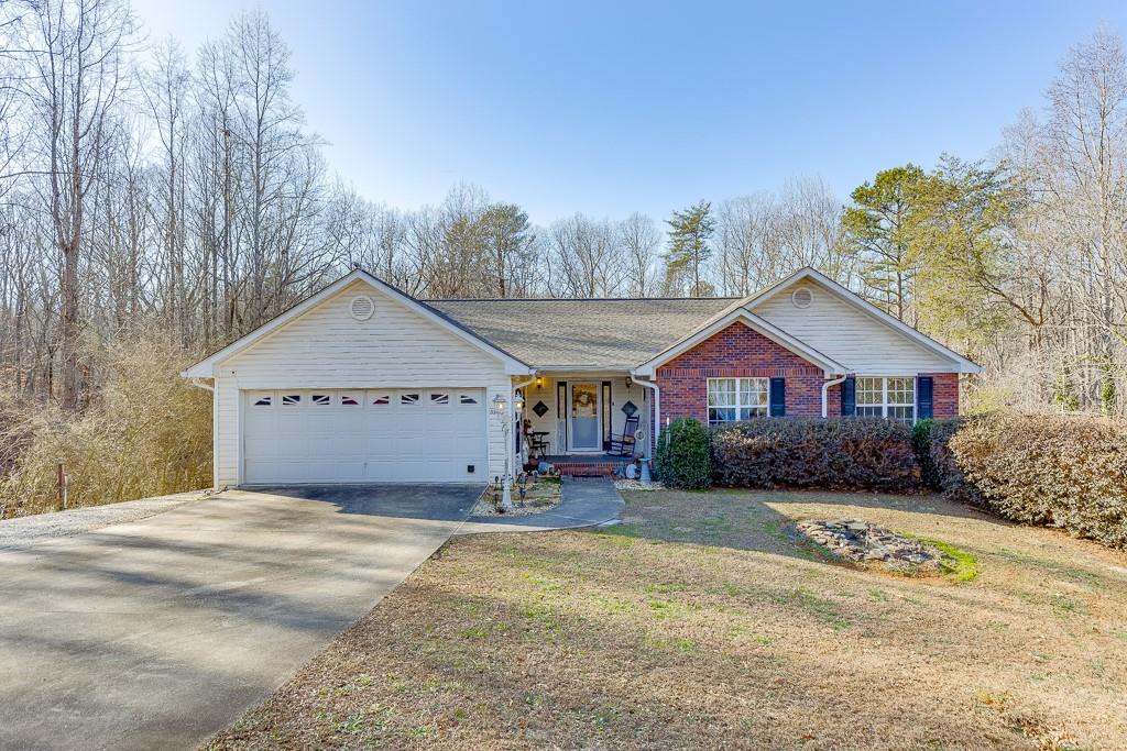 3983 Pointe North, Gainesville, Georgia image 1