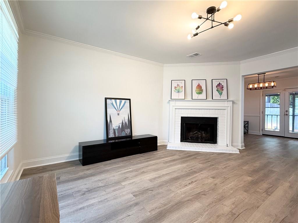 2880 Aspen Woods Entry