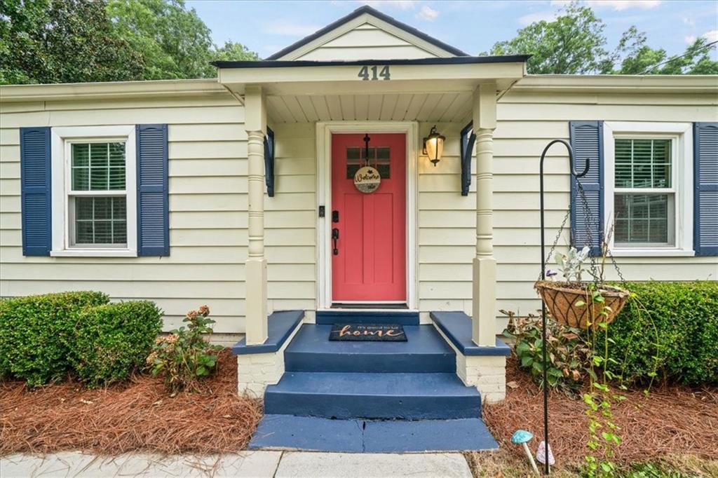 414 Alexander Circle SE