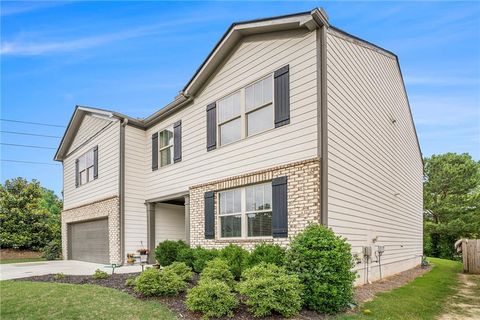 A home in Dawsonville