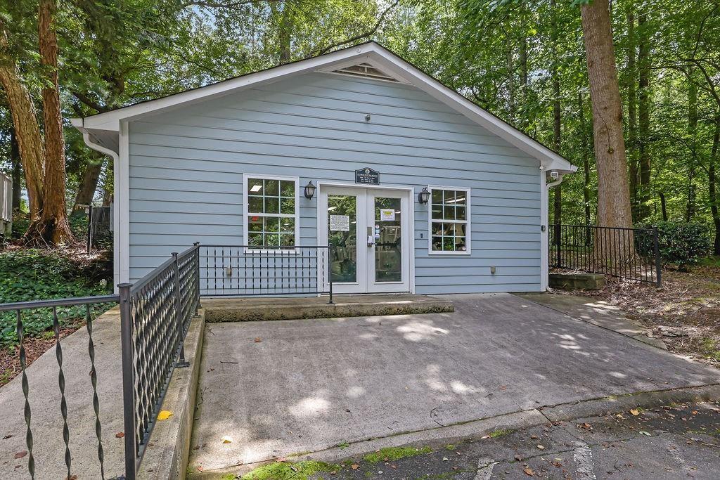 The Willows By The River - Residential