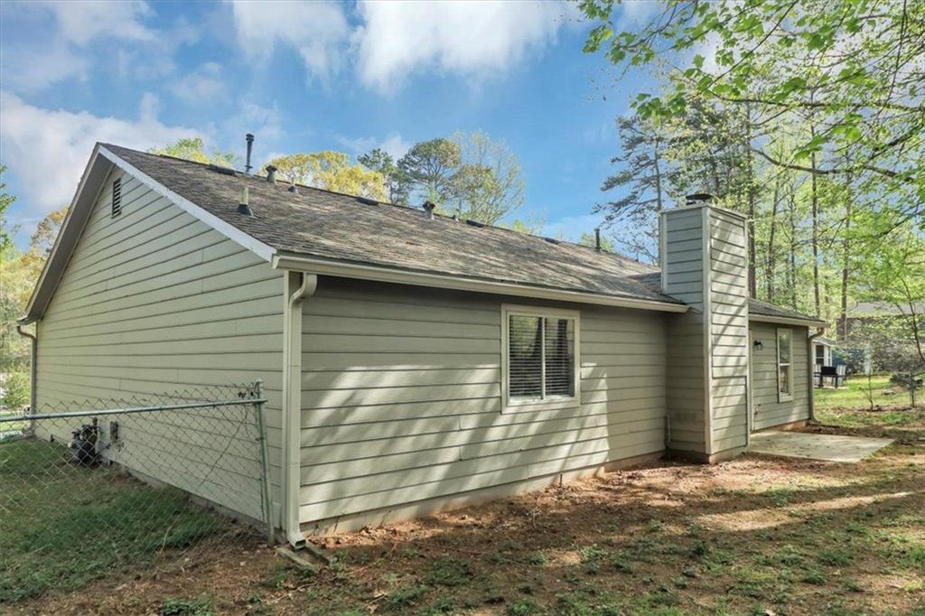 5477 Hedgeflower Court, Stone Mountain, Georgia image 4