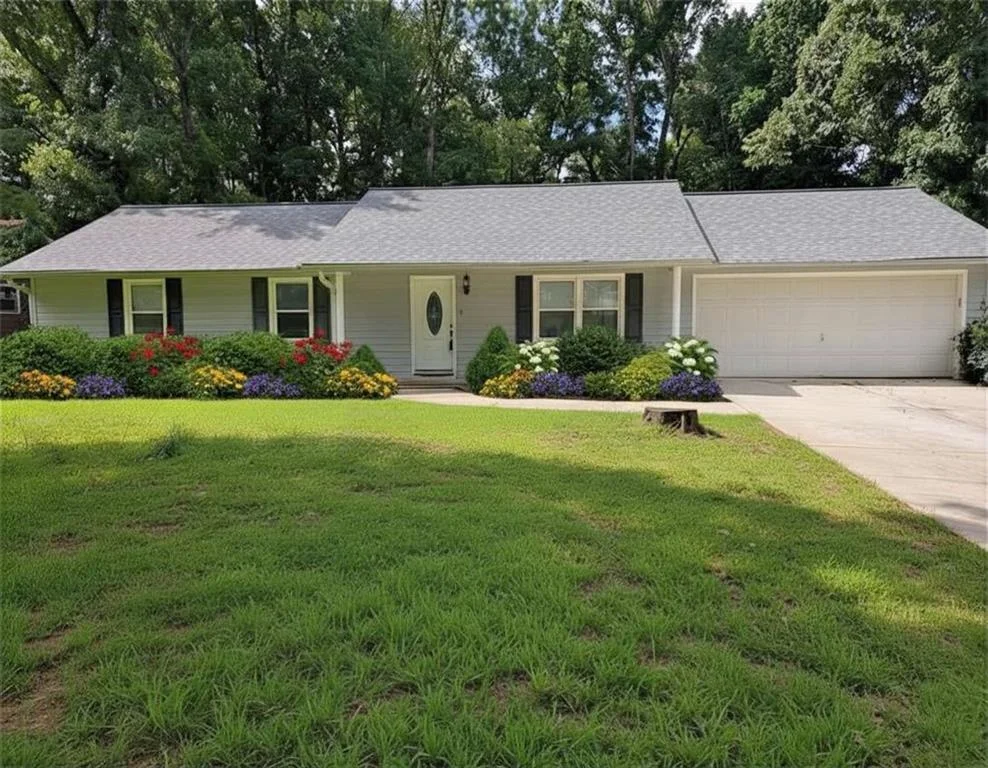 2073 Beechwood Drive