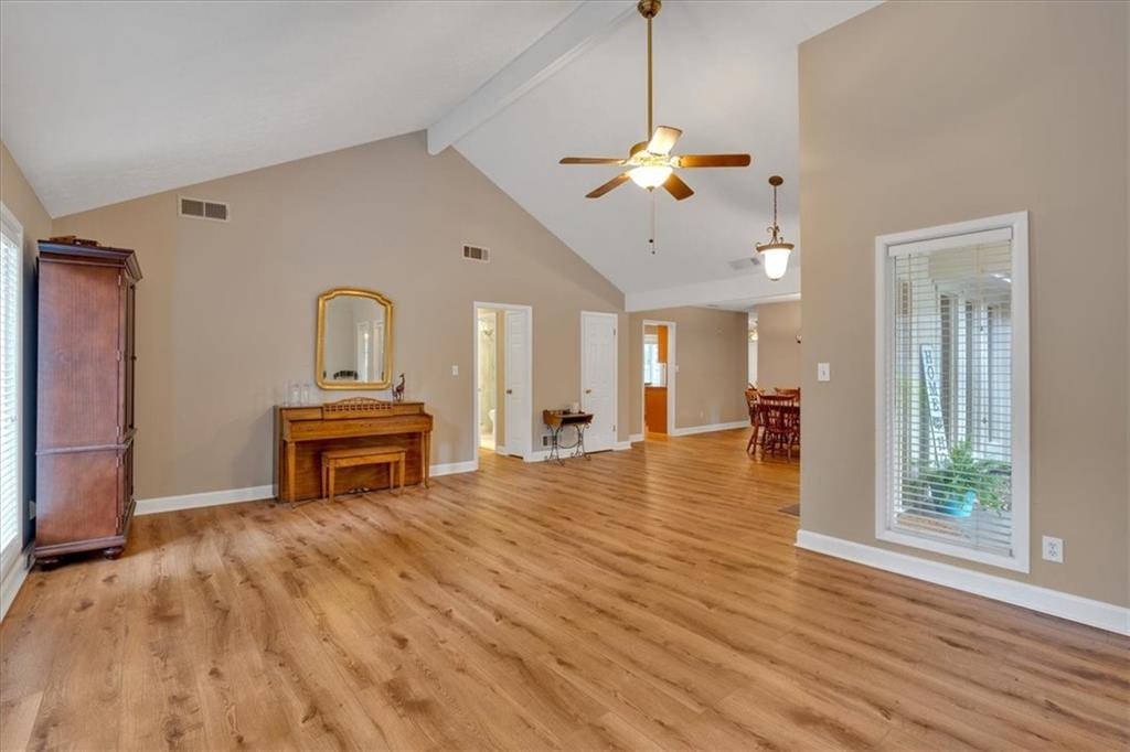 30 Sweetwood Court, Roswell, Georgia image 4