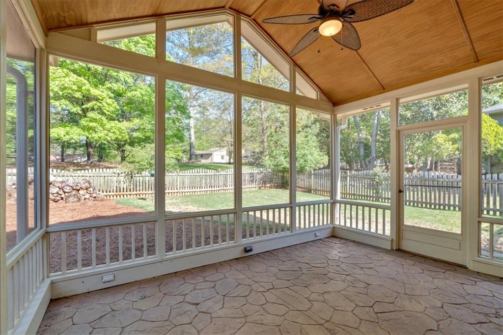 30 Sweetwood Court, Roswell, Georgia image 23