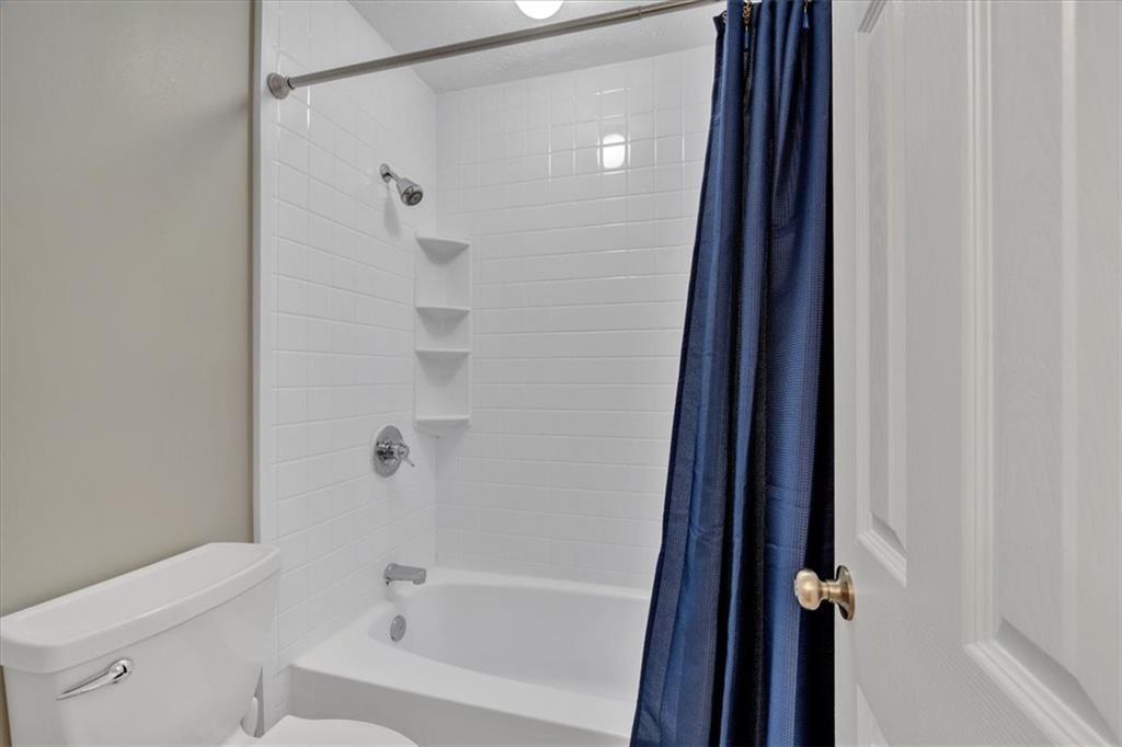 30 Sweetwood Court, Roswell, Georgia image 17