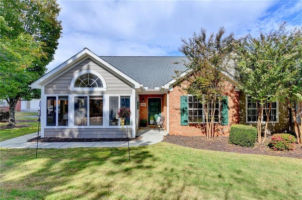 2227 ORCHARD PL, ROSWELL, GA 30076 - Image 5c85daaeb959f480c6f186de5502faec/2923719592