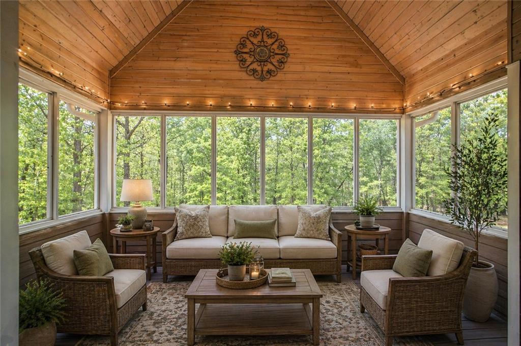 25 Mountain Creek Trail NE