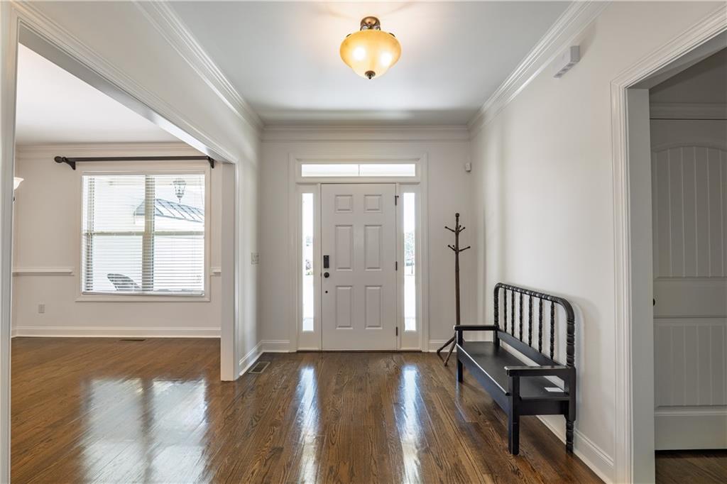 200 Glenview Court