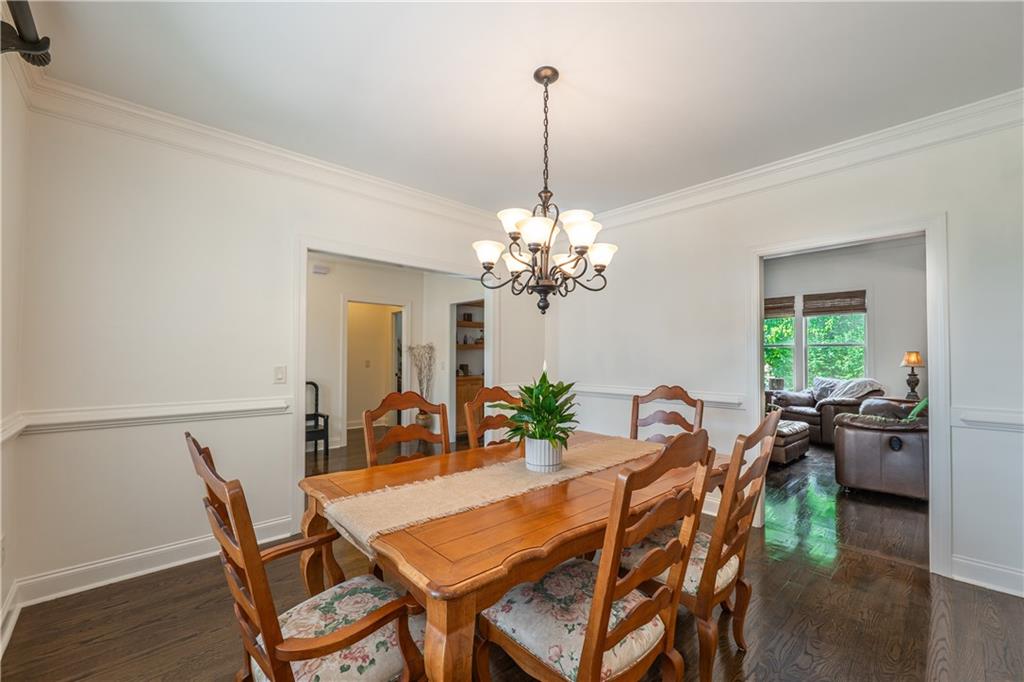 200 Glenview Court