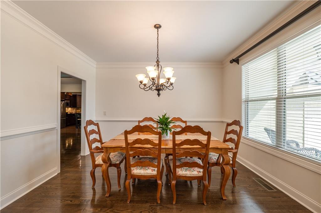 200 Glenview Court