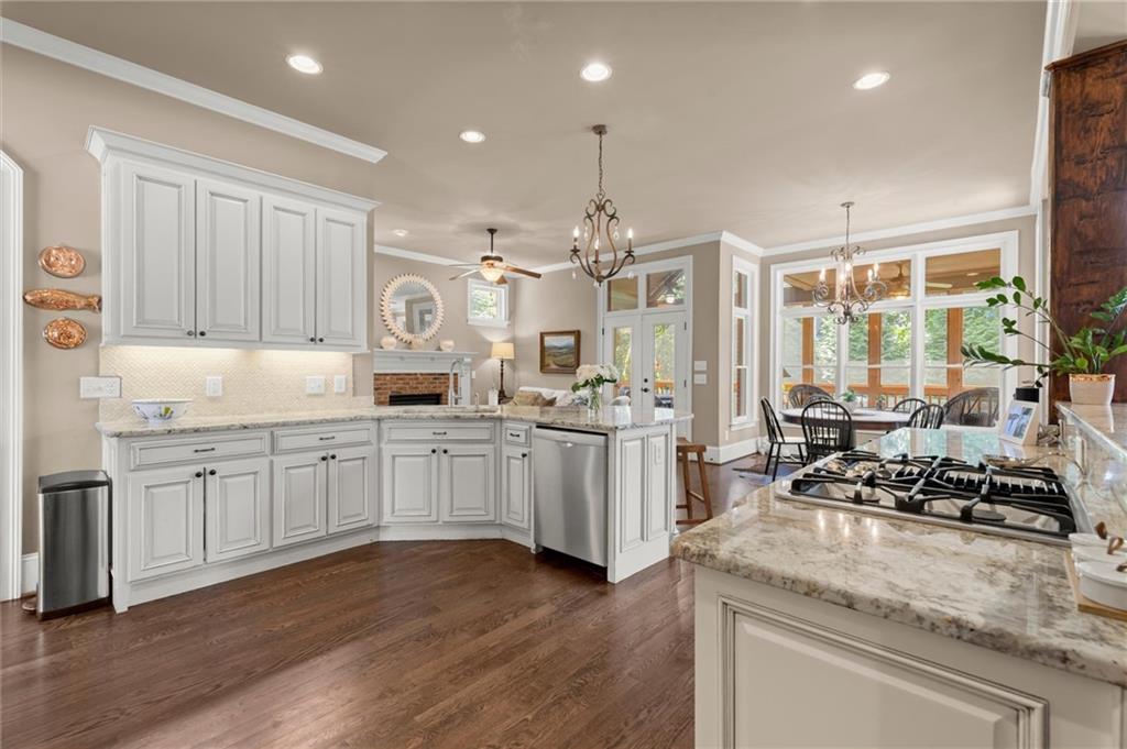 2885 Lassiter Manor Drive