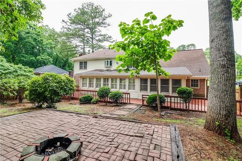 A home in Lilburn