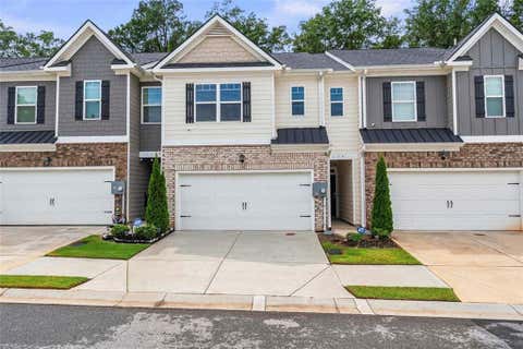 Townhouse For Sale - 174 Hampton Circle<br/> Henry County, Mcdonough, GA 30253