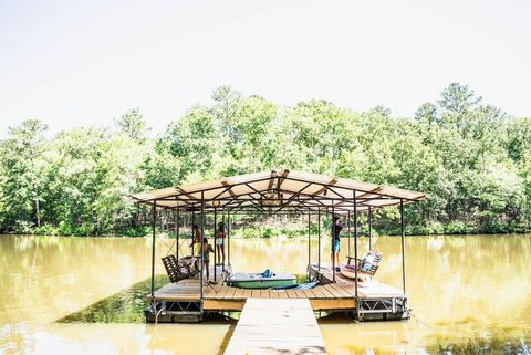 2734 WINDWARD HARBOR Drive Elberton GA 30635