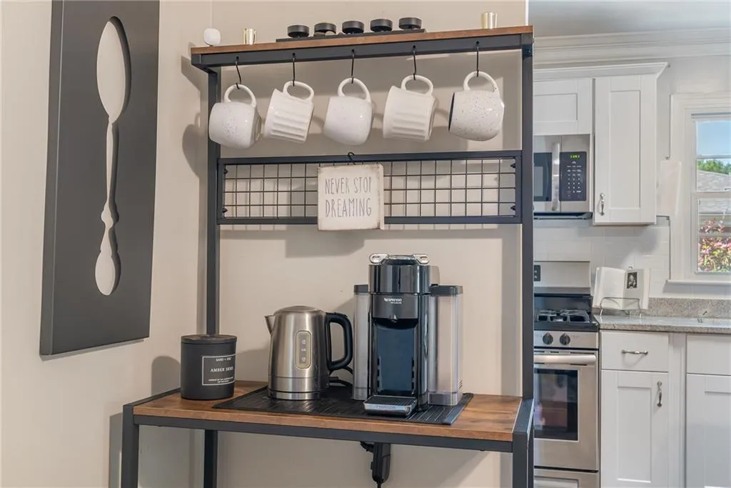 Marietta, Georgia 30067, United States, 2 Bedrooms Bedrooms, ,2 BathroomsBathrooms,Residential,Coming Soon,175303