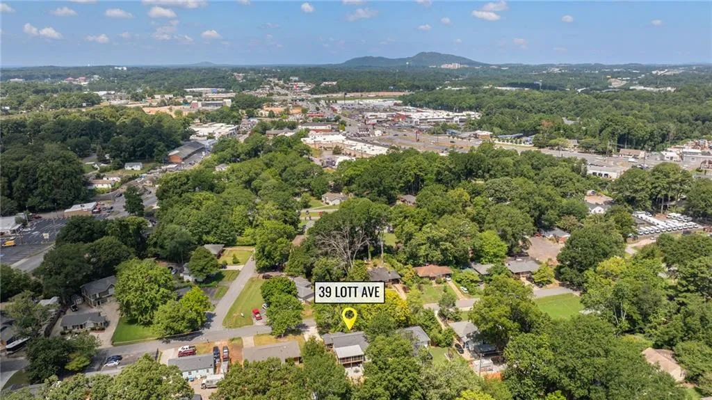 Marietta, Georgia 30067, United States, 2 Bedrooms Bedrooms, ,2 BathroomsBathrooms,Residential,Coming Soon,175303