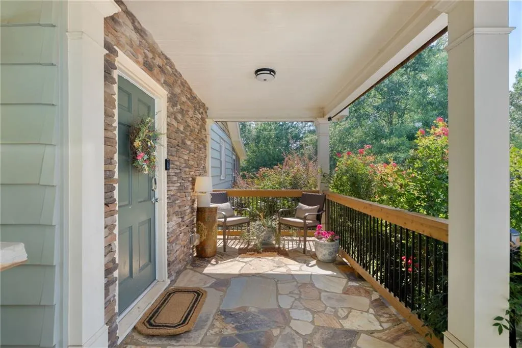 Marietta, Georgia 30067, United States, 2 Bedrooms Bedrooms, ,2 BathroomsBathrooms,Residential,Coming Soon,175303