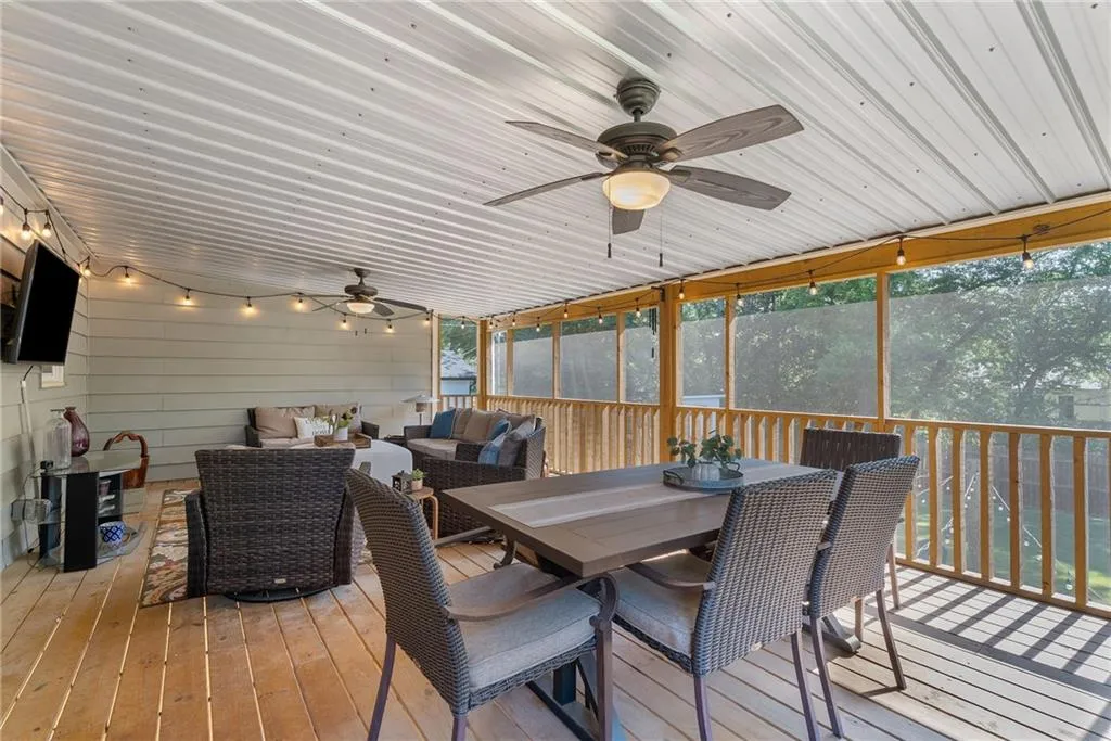 Marietta, Georgia 30067, United States, 2 Bedrooms Bedrooms, ,2 BathroomsBathrooms,Residential,Coming Soon,175303