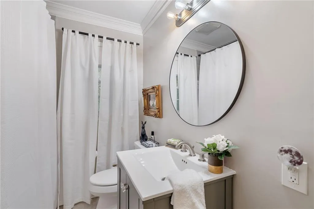 Marietta, Georgia 30067, United States, 2 Bedrooms Bedrooms, ,2 BathroomsBathrooms,Residential,Coming Soon,175303