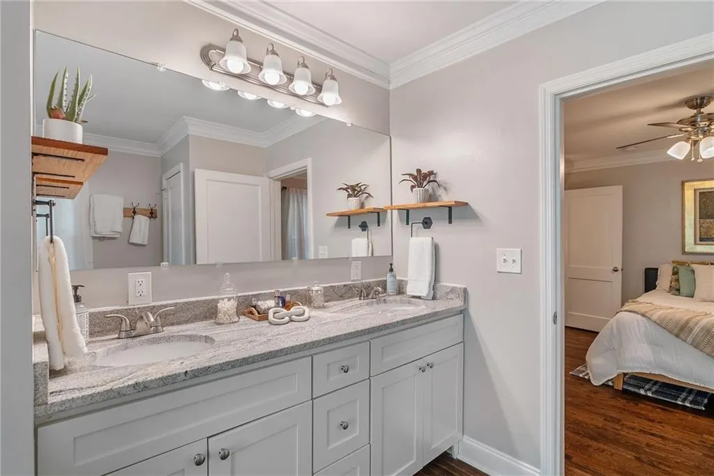 Marietta, Georgia 30067, United States, 2 Bedrooms Bedrooms, ,2 BathroomsBathrooms,Residential,Coming Soon,175303