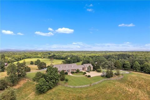 Homes For Sale - 702 Cash Road<br/> Gordon County, Calhoun, GA 30701