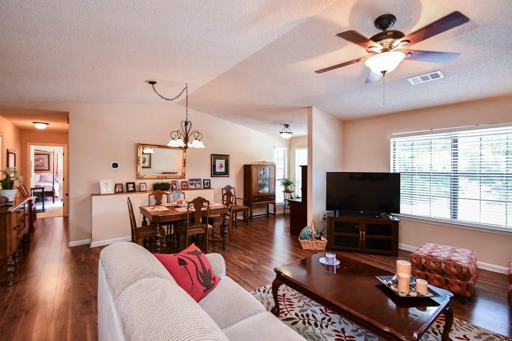 2235 Old Hamilton Place G100